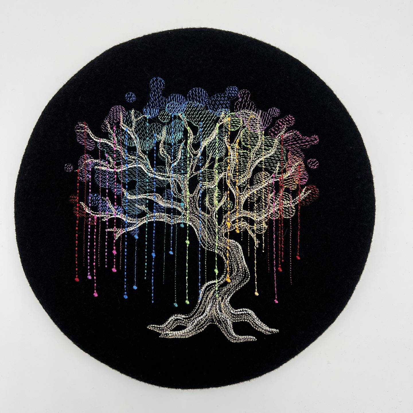 Béret Basque Brodé L'Arbre Monde 1 Béret Basque Brodé L'Arbre Monde
